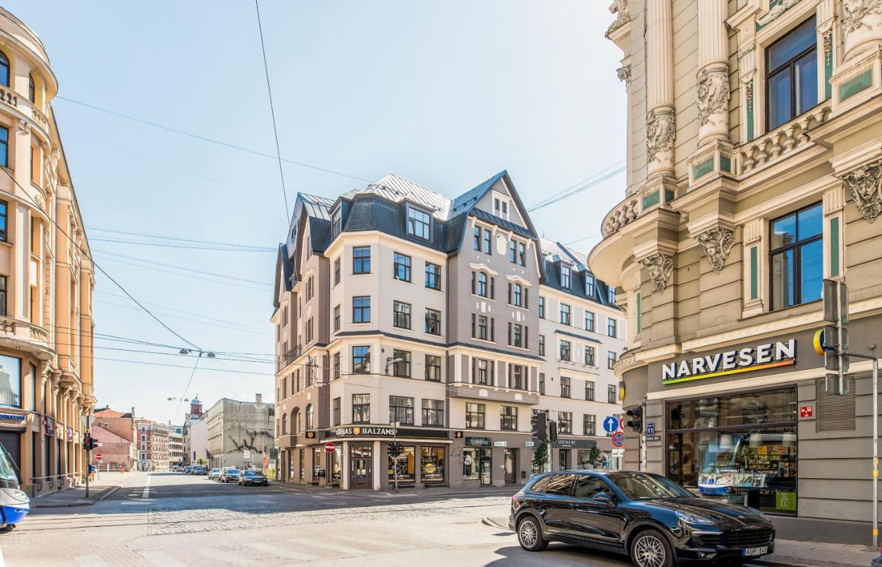 Cozy Modern - Great For Short Trips Huoneisto *