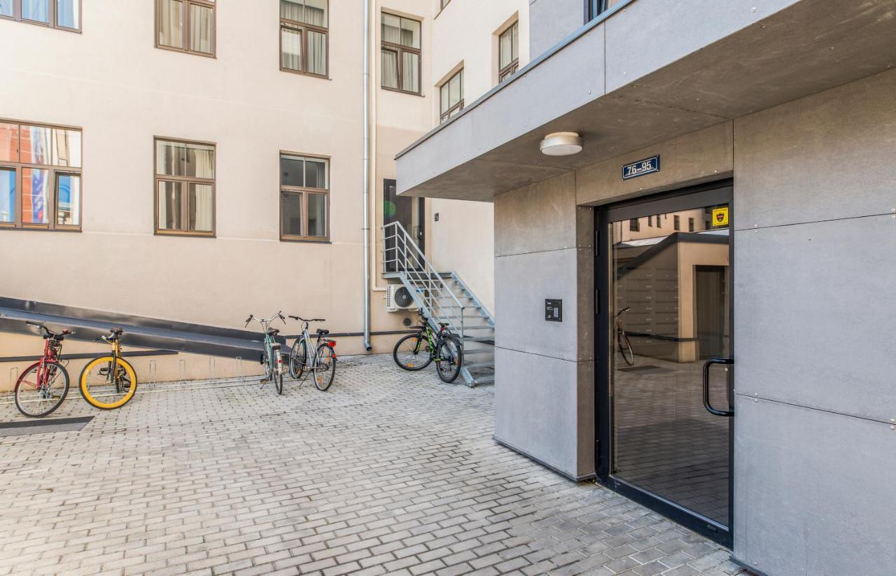 Cozy Modern - Great For Short Trips Huoneisto